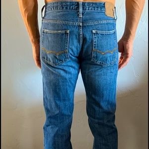 American Eagle Men’s Original Straight Jean